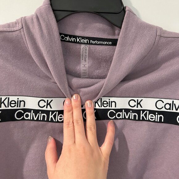 Calvin Klein Performance Mauve Crop Top Pullover - Picture 2 of 5